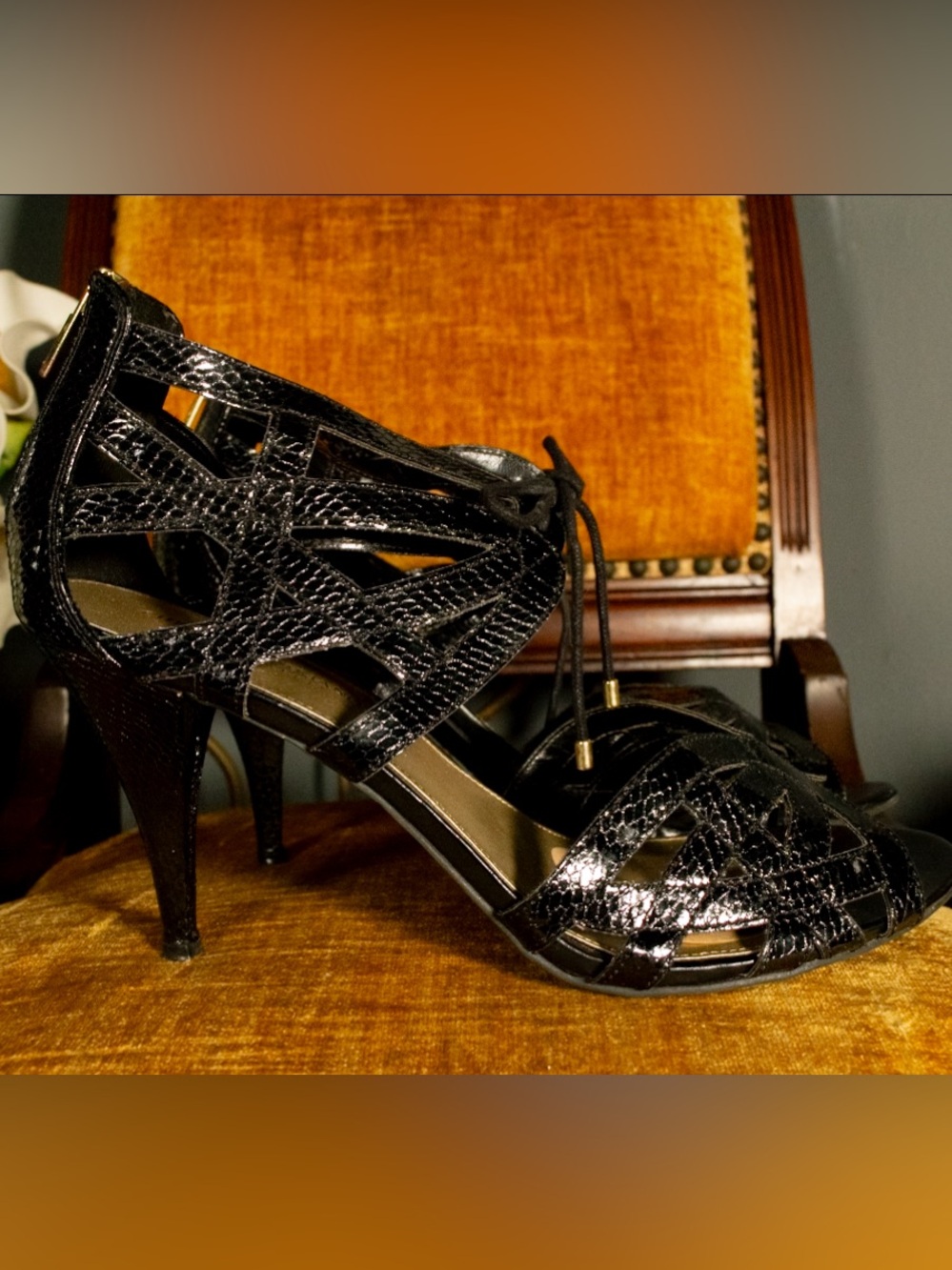 SIZE 13 Lace-Up Cutout Heel